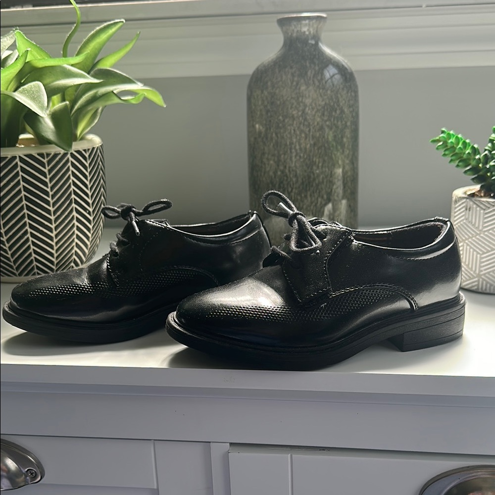 Classic Black Kids' Dress Shoes